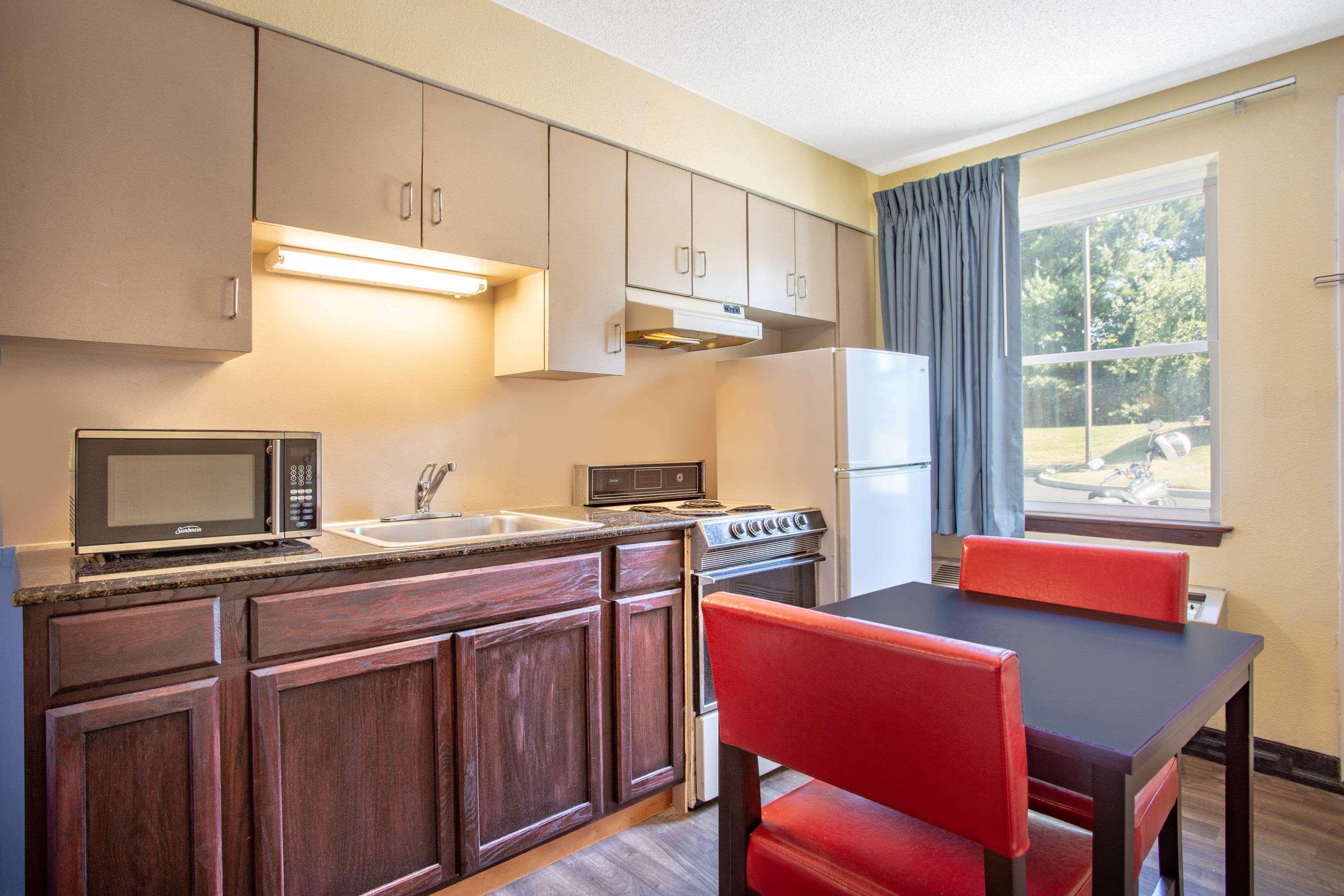 Days Inn By Wyndham Lancaster Pa Dutch Country Ronks Esterno foto